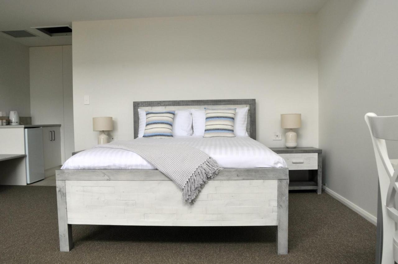 The Hub Bicheno Motel Bagian luar foto